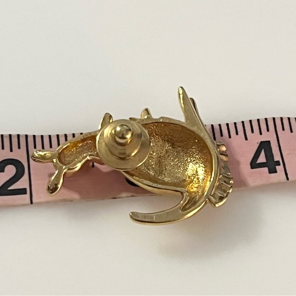 Avon Gold Tone Kangaroo and Joey Jewelry Pin Tie Tack Brooch With Rhinestones - Picture 6 of 9